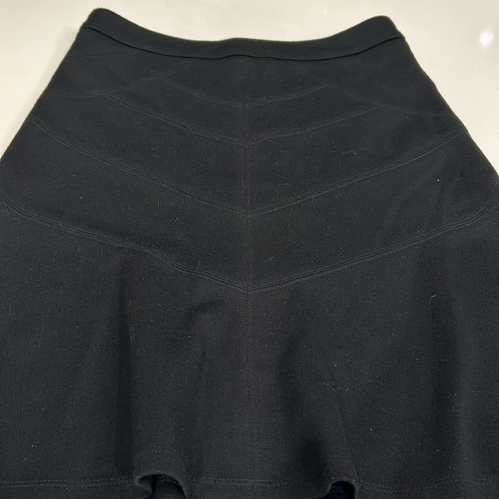 Gerard Darel classic work black knit back zip skirt‎ US 4 36 minimal luxe chic